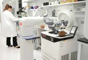 Science_ABB centrifuge robot