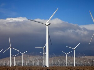 Wind_turbines_in_southern_California_2016